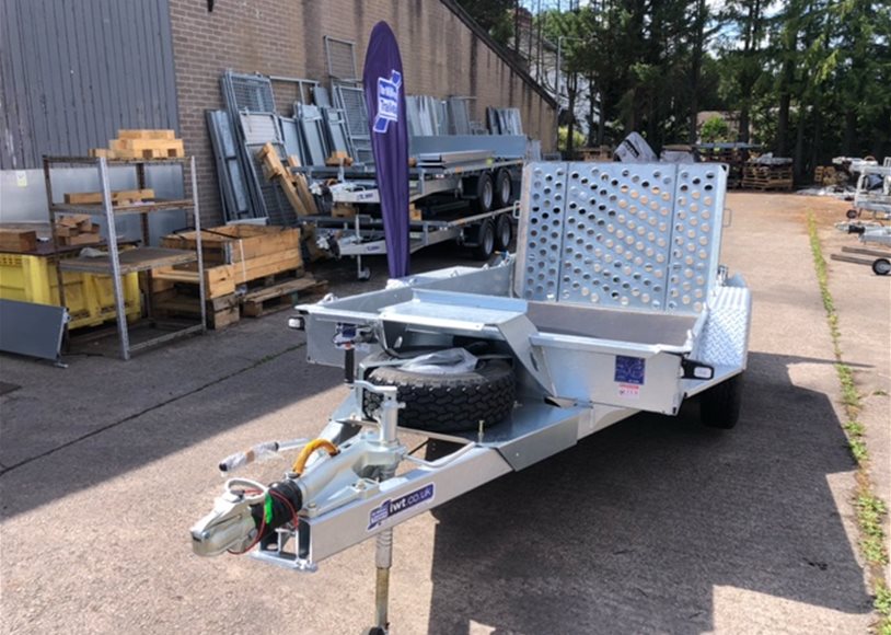 Ifor Williams GH1054BT Trailer