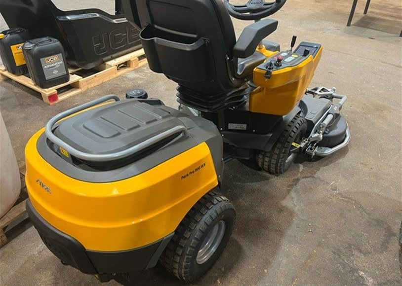 Stiga 900WX Mower