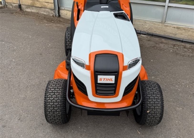 Stihl 6112 ZL Ride On Mower