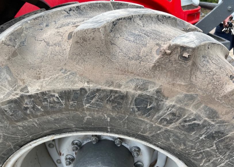 Massey Ferguson 7718SEFD6 Tractor