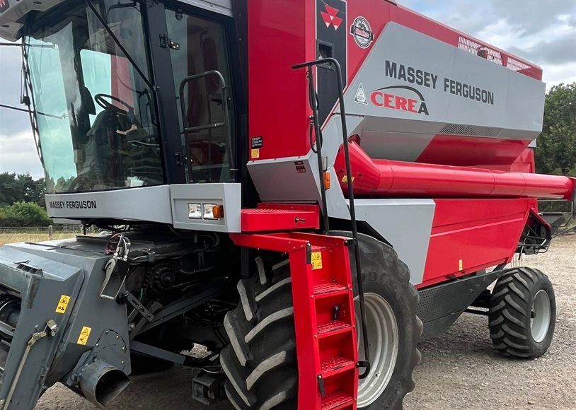 Massey Ferguson 7274 Combine