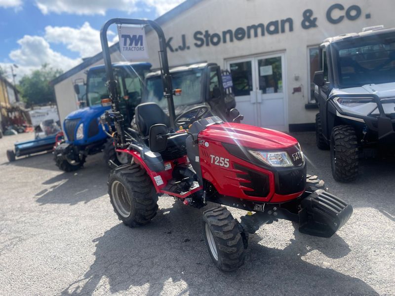 TYM T255 4wd hydrostatic Compact tractor