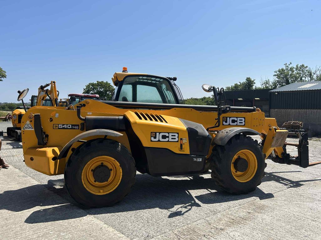 JCB 540-140 Hi Viz