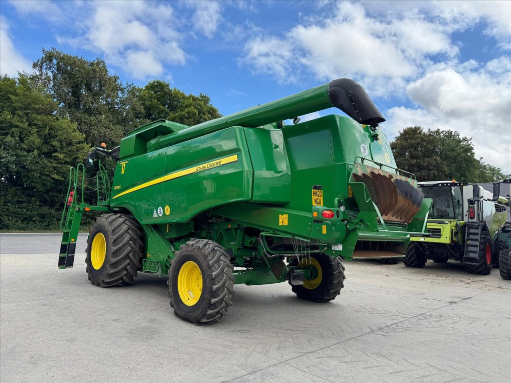 John Deere T670I HILLMASTER