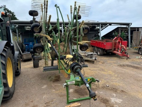 Krone TC880+ Twin Rotor Rake