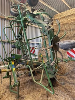 Krone KW782 Tedder