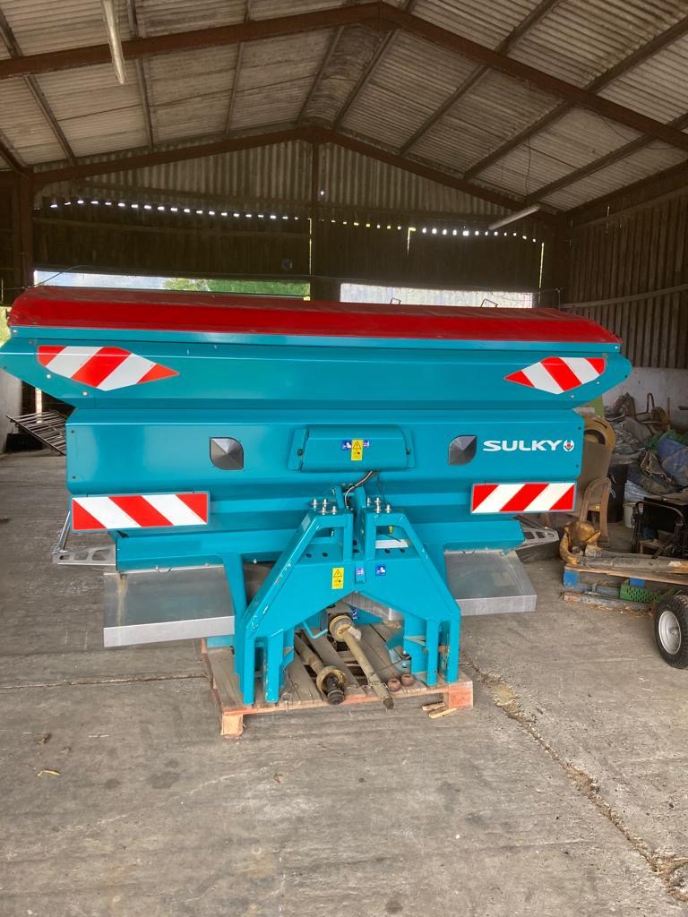 Sulky X40 fertiliser Spreader