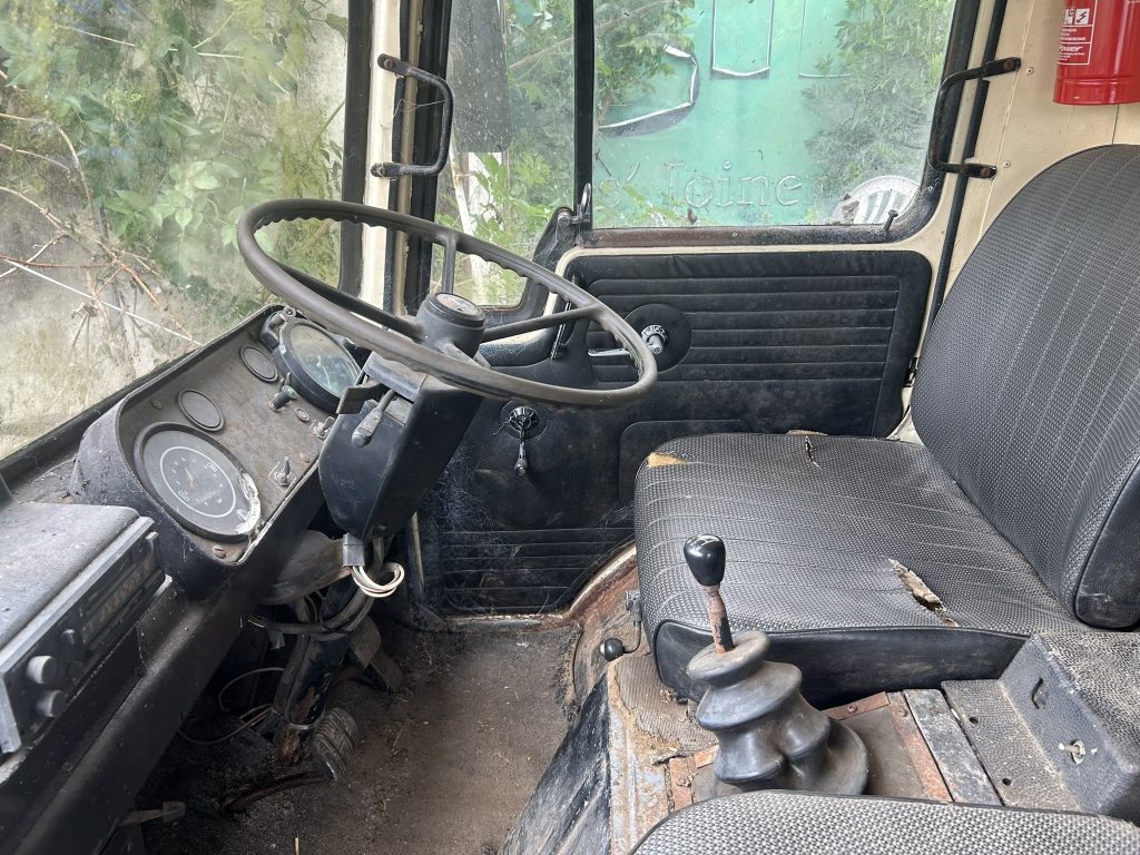 Bedford TK 860