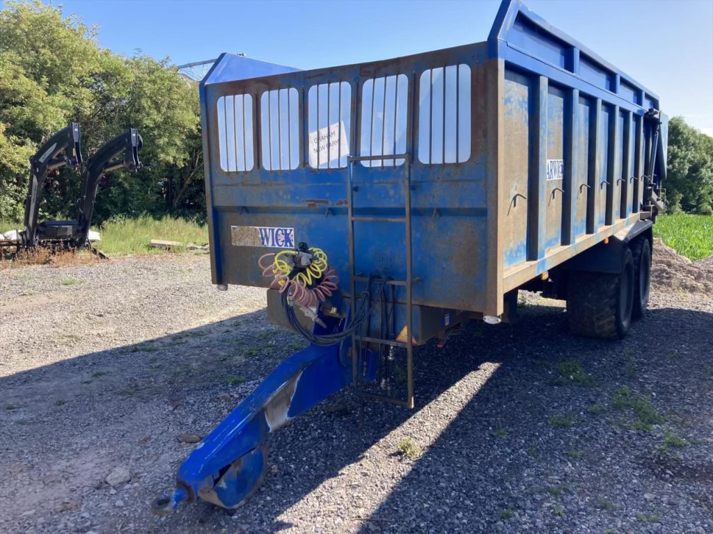Warwick 14 TONNE