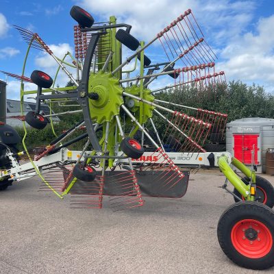 Claas Liner 3100 Rake