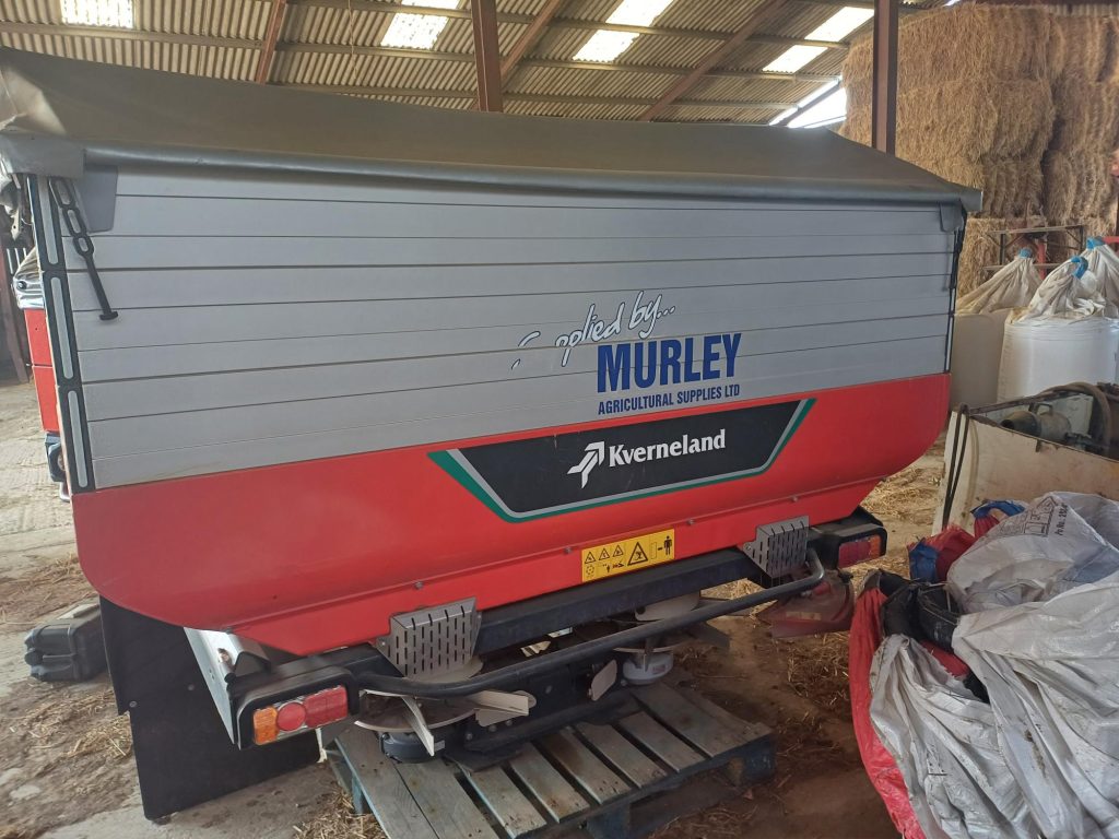 KVERNELAND UK LTD 300 PRO