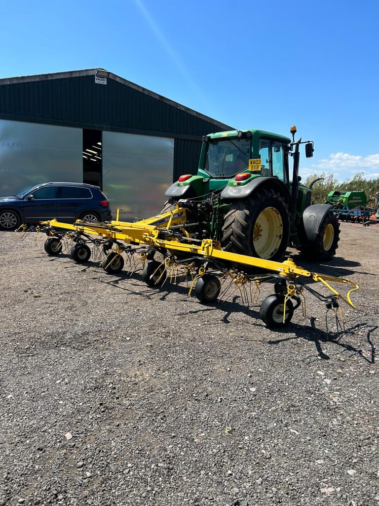 New Holland Proted 760 Six Rotor Tedder