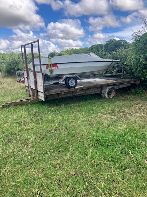 18ft x 6ft twin wheel hay trailer