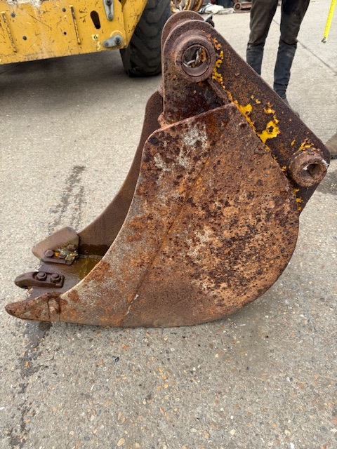 JCB 12 Inch Bucket