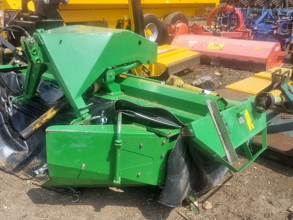 John Deere 228A