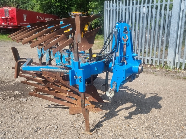 Lemken DL 120V