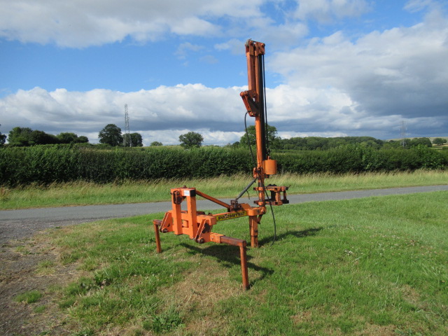 Parmiter Post Driver