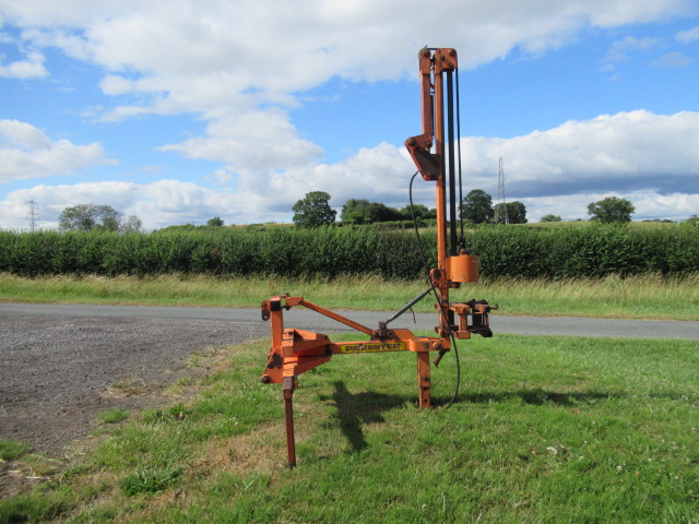 Parmiter Post Driver