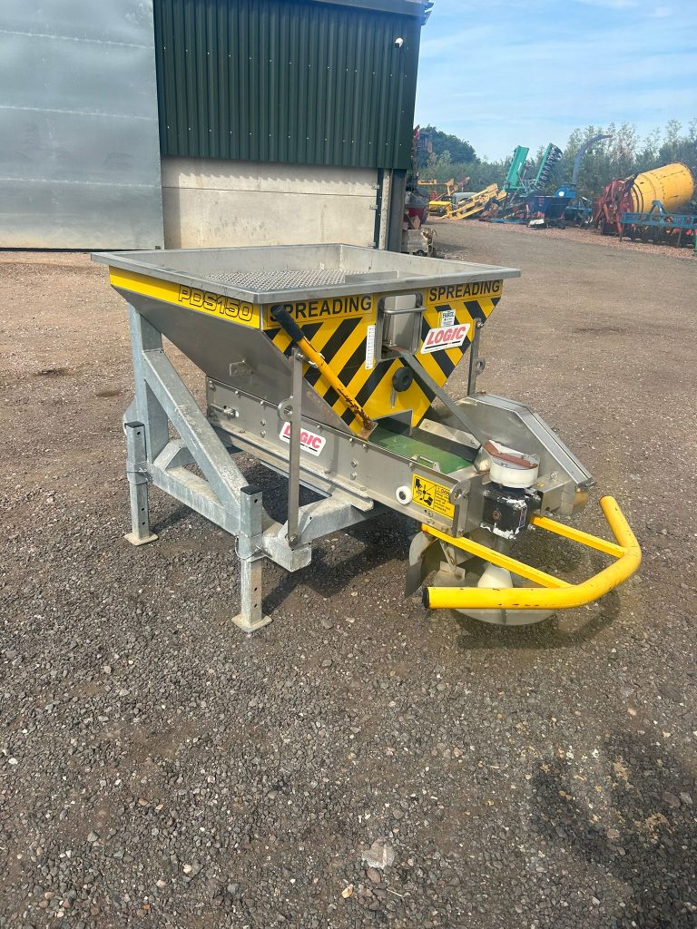 Logic Stainless Steel Salt Spreader