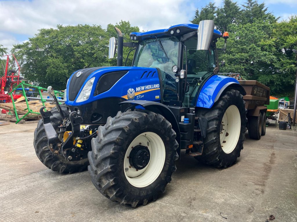 New Holland T7.210 Power Command Sidewinder Tractor
