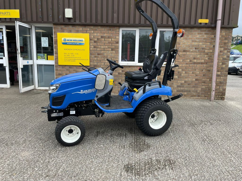 New Holland Boomer 25 Compact Tractor