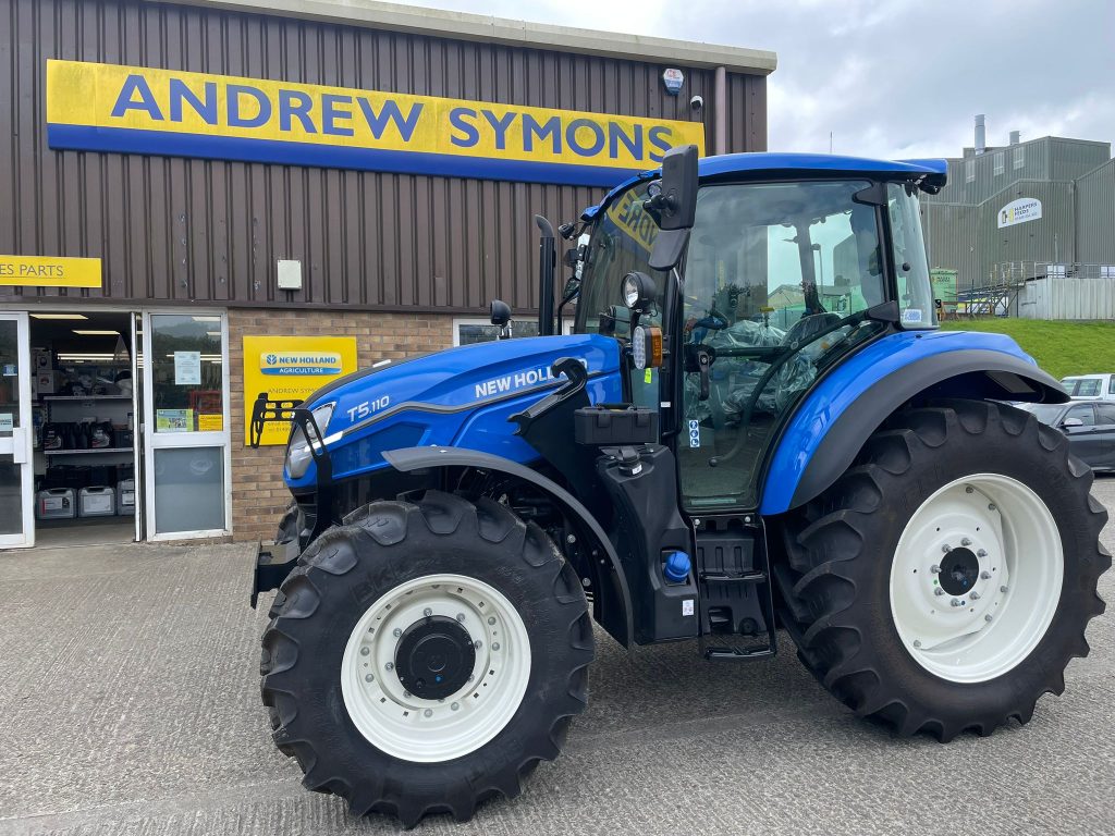 New Holland T5.110 Utility Tractor