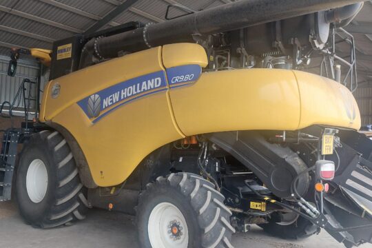 NEW HOLLAND .80