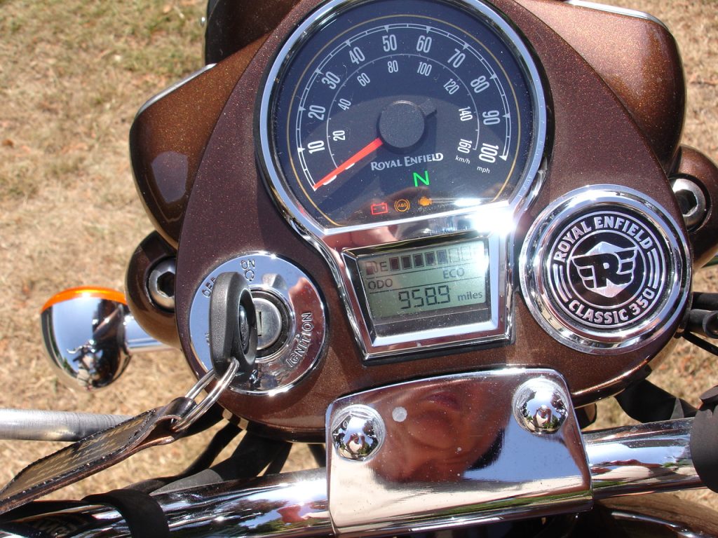 ROYAL ENFIELD 350CC CLASSIC 2022 MODEL LOW MILEAGE