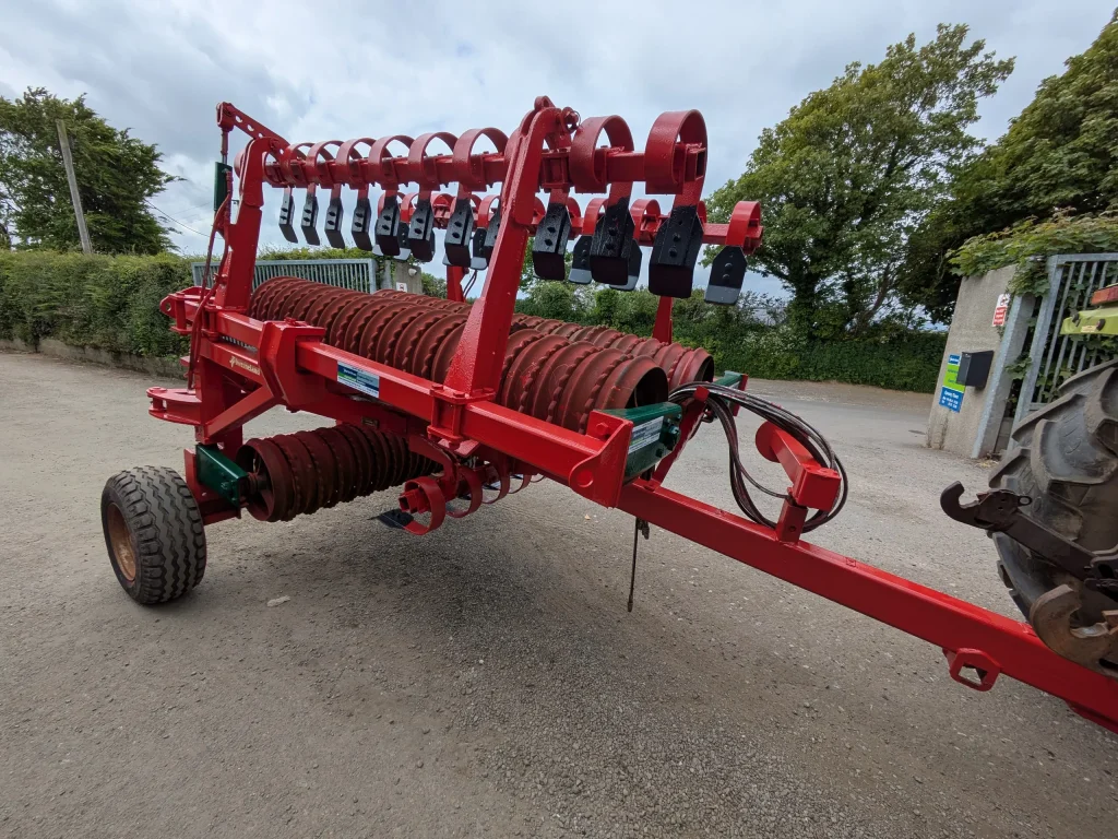Kverneland 6m Cambridge Roller