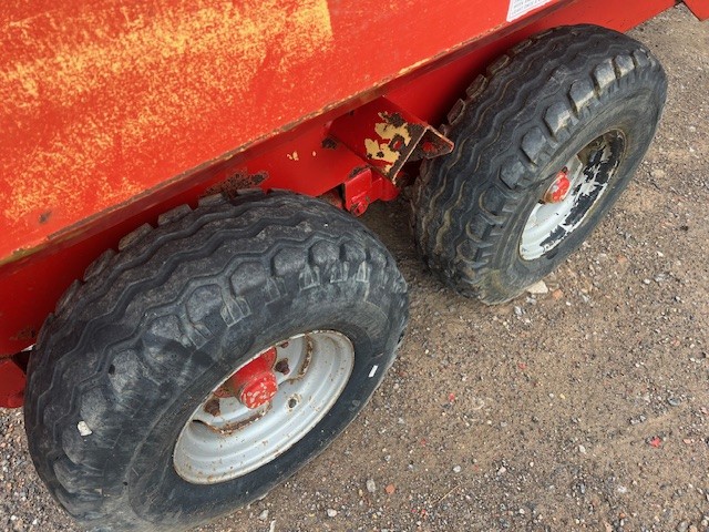 Massey Ferguson 700 8-Tonne Grain / Silage Trailer