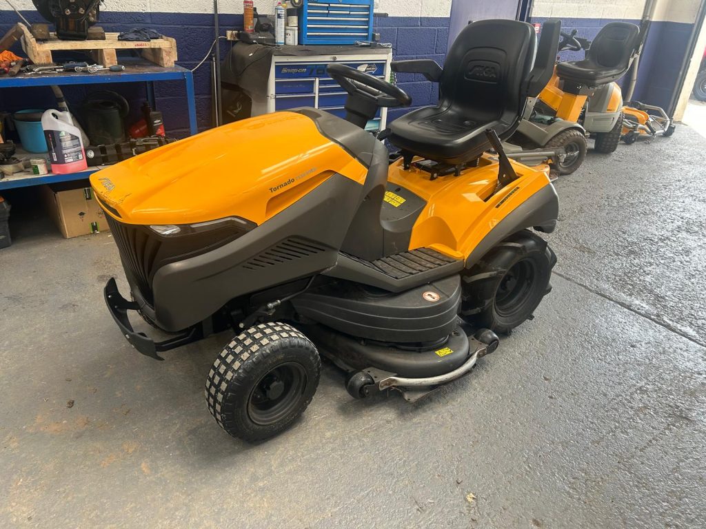 Stiga Tornado Ride-On-Mower