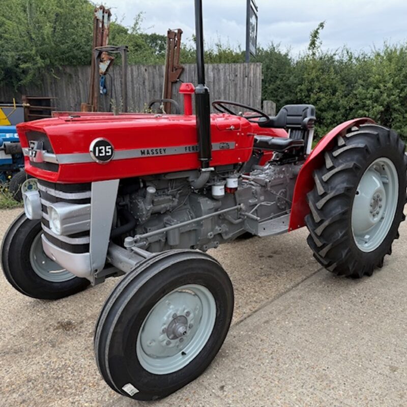 Massey Ferguson 135