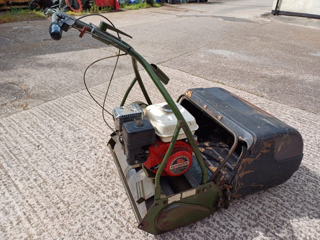 Webb 24 " cylinder mower