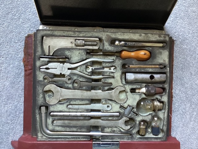 Rolls/ Bentley small toolkit kit