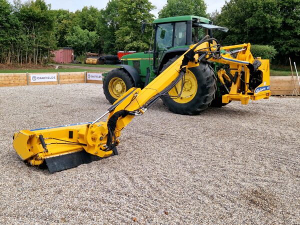 2017 Shelbourne Reynolds HD762 VFR Hedge Cutter