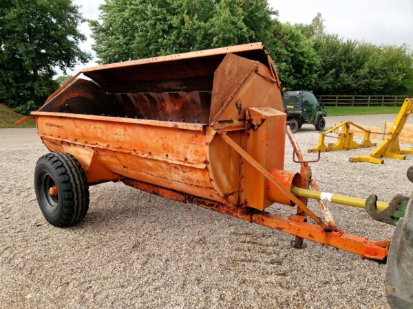 Howard 100 Rotaspreader