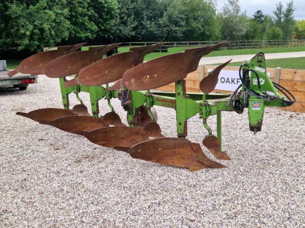 1995 Dowdeswell DP8A 4 Furrow Plough