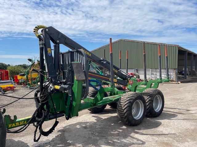 FARMA T12 TIMBER TRAILER