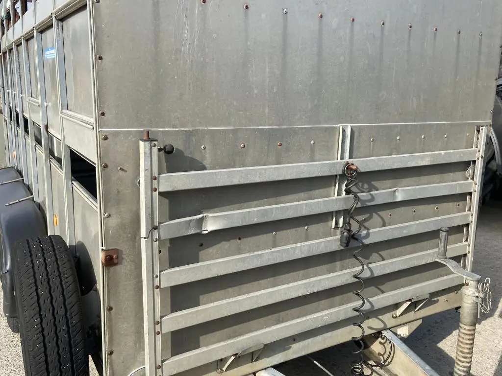 Ifor Williams TA510 14ft livestock trailer,