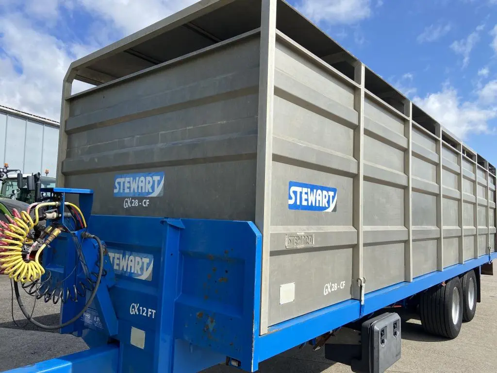 Stewart GX12 FT 12 ton flat trailer with livestock container, 09/2017