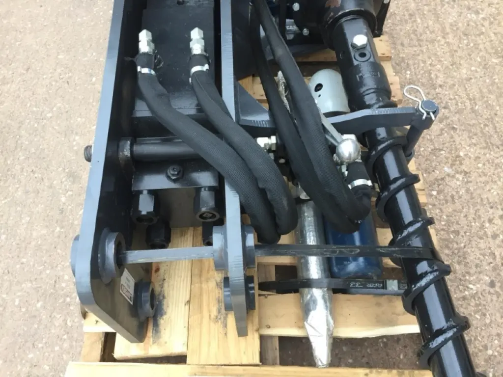 Lawsen L-68C post driver, NEW