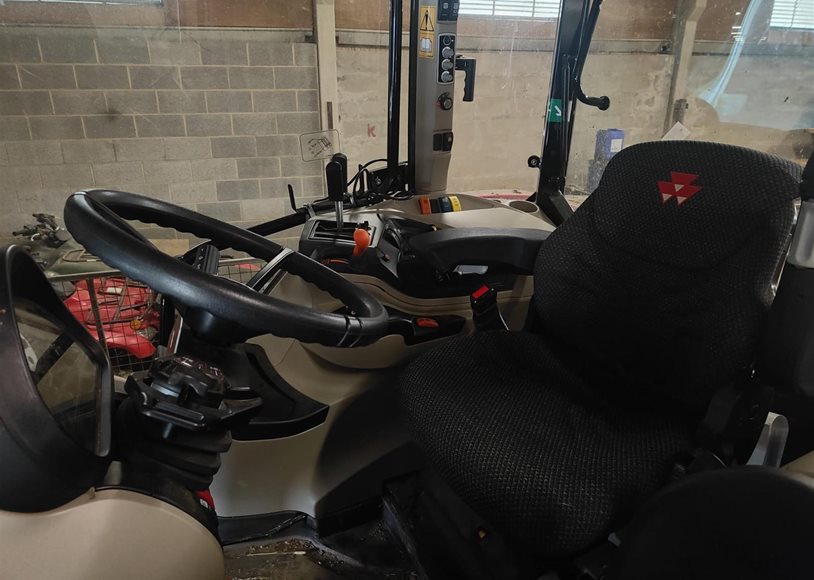 Massey Ferguson 5709M CAB Tractor
