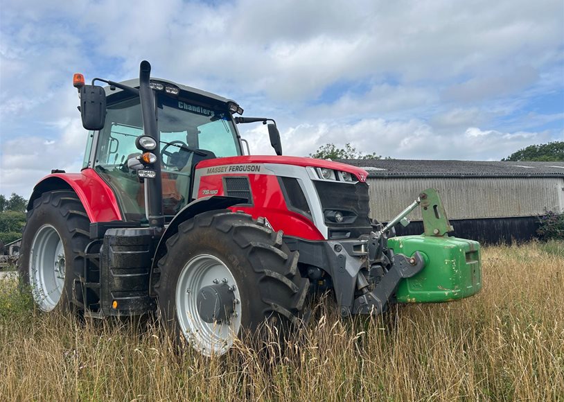 Massey Ferguson 7S.180 Tractor