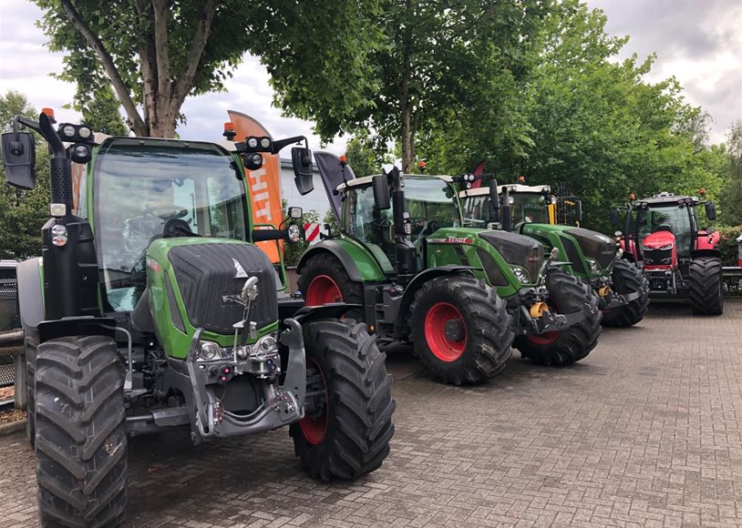 Fendt 724 Tractor