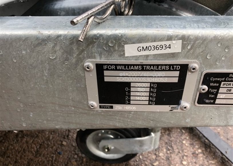 Ifor Williams HB506R Trailer
