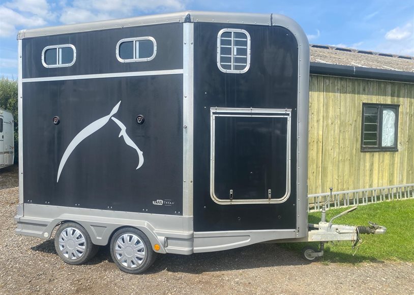 Equi-Trek TRAILTREKA Horse Box