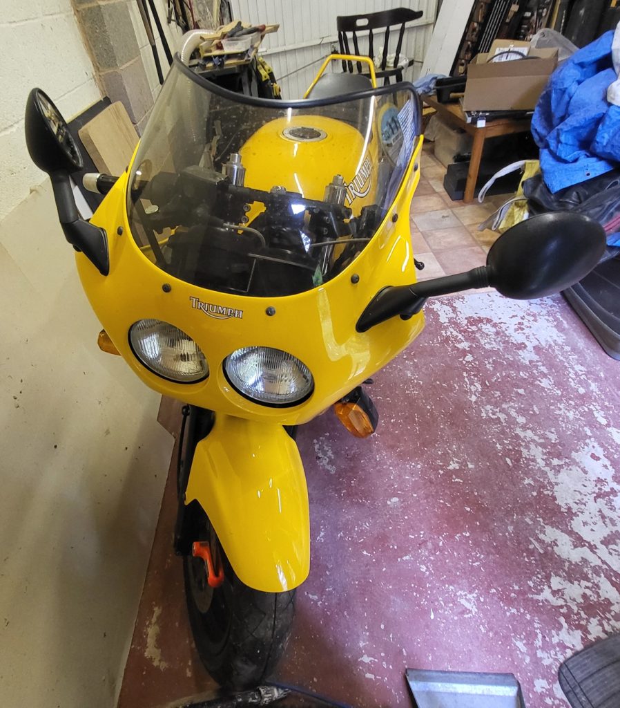 Triumph Daytona 900