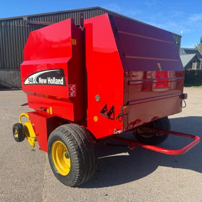 New Holland 548 Round Baler