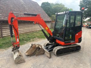 Kubota KX027-4