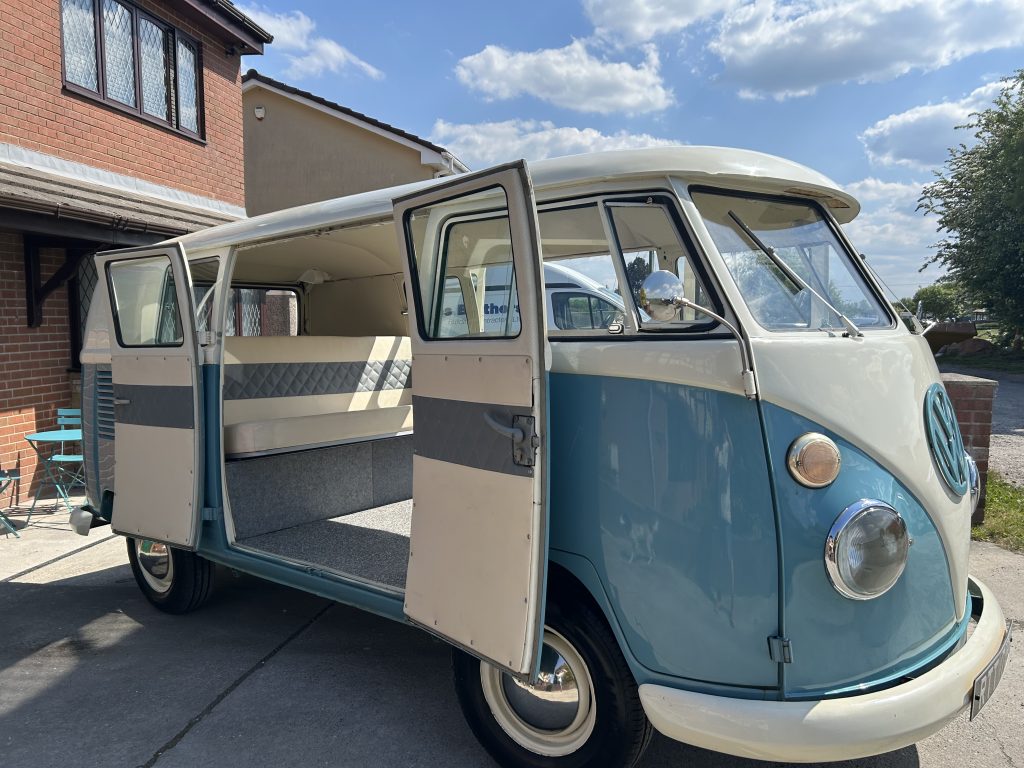 Rare VW 1964 T2 Split Screen with barn doors on both sides